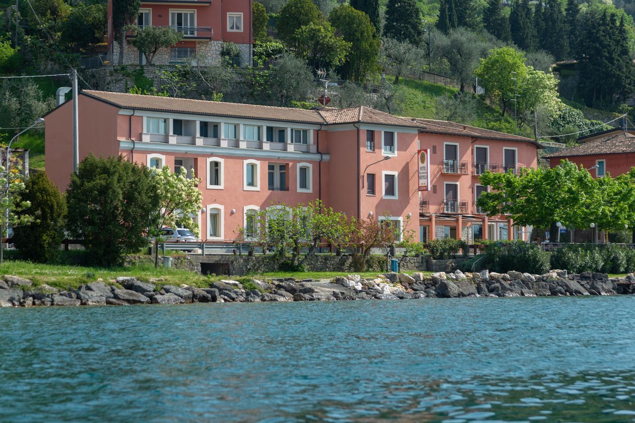 Sirenella 2*