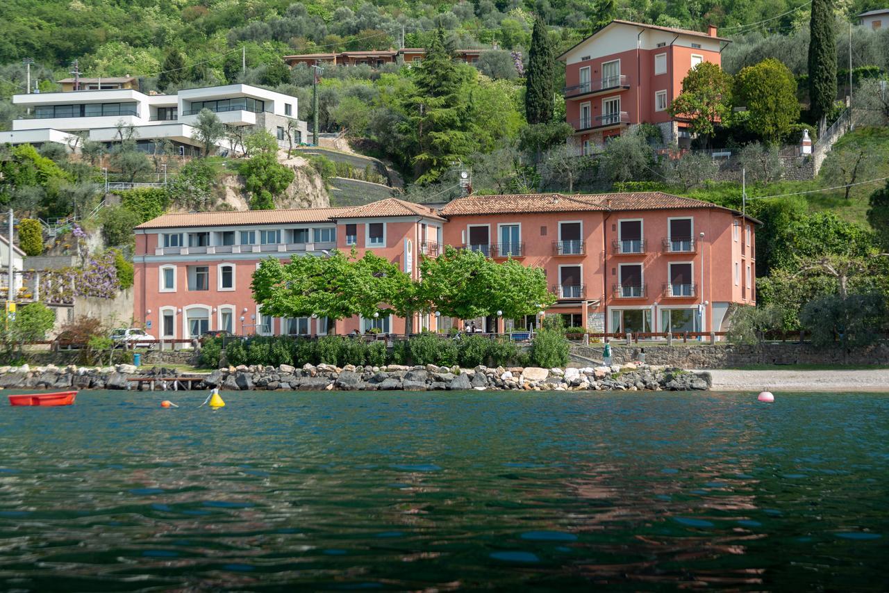 Sirenella 2*